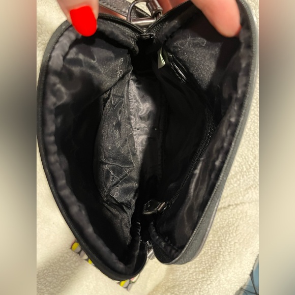 Vera Bradley leaf pattern multicolor cross body with matching wallet - Picture 5 of 7